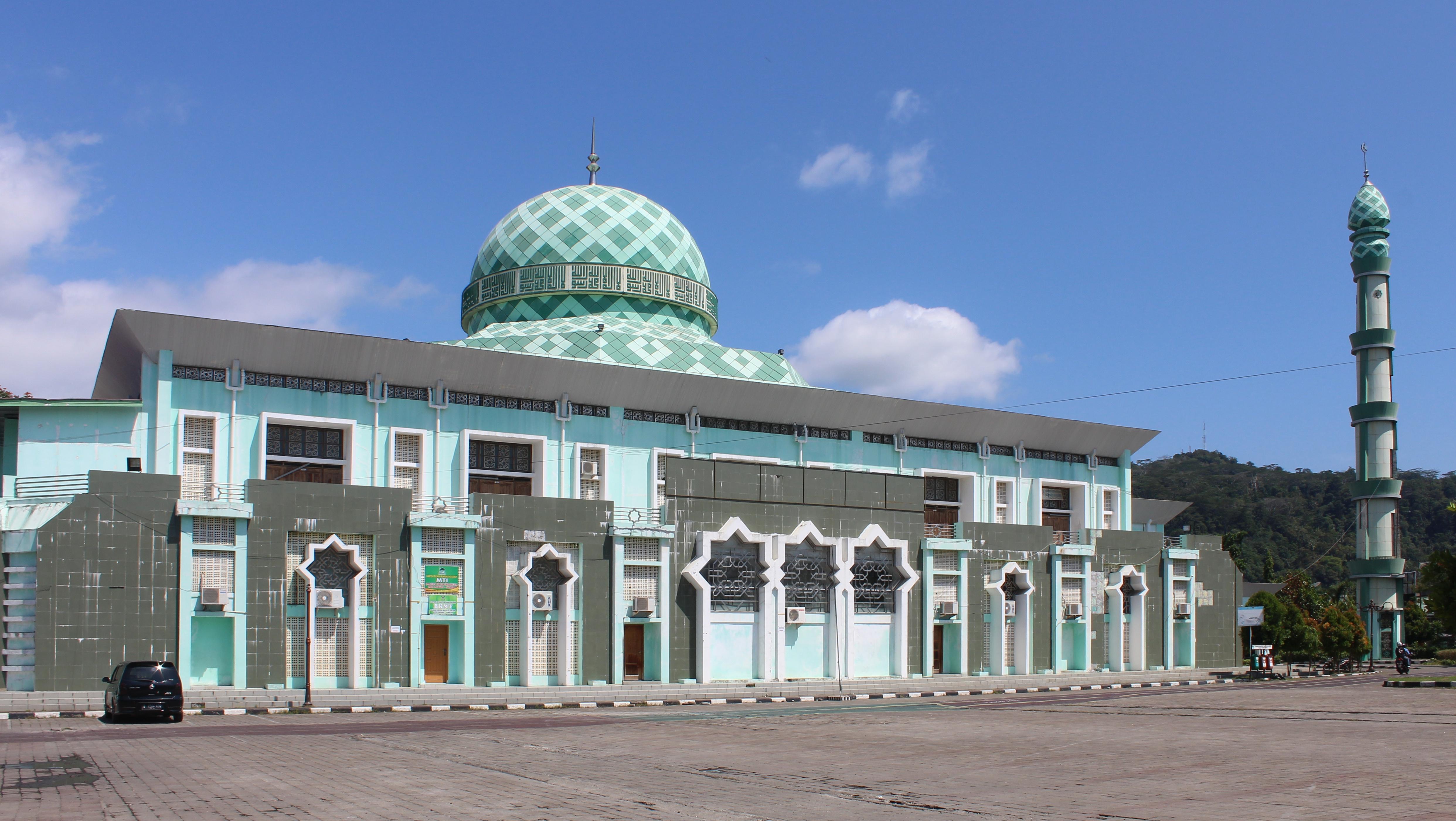 Masjid Agung Nurul Iman
