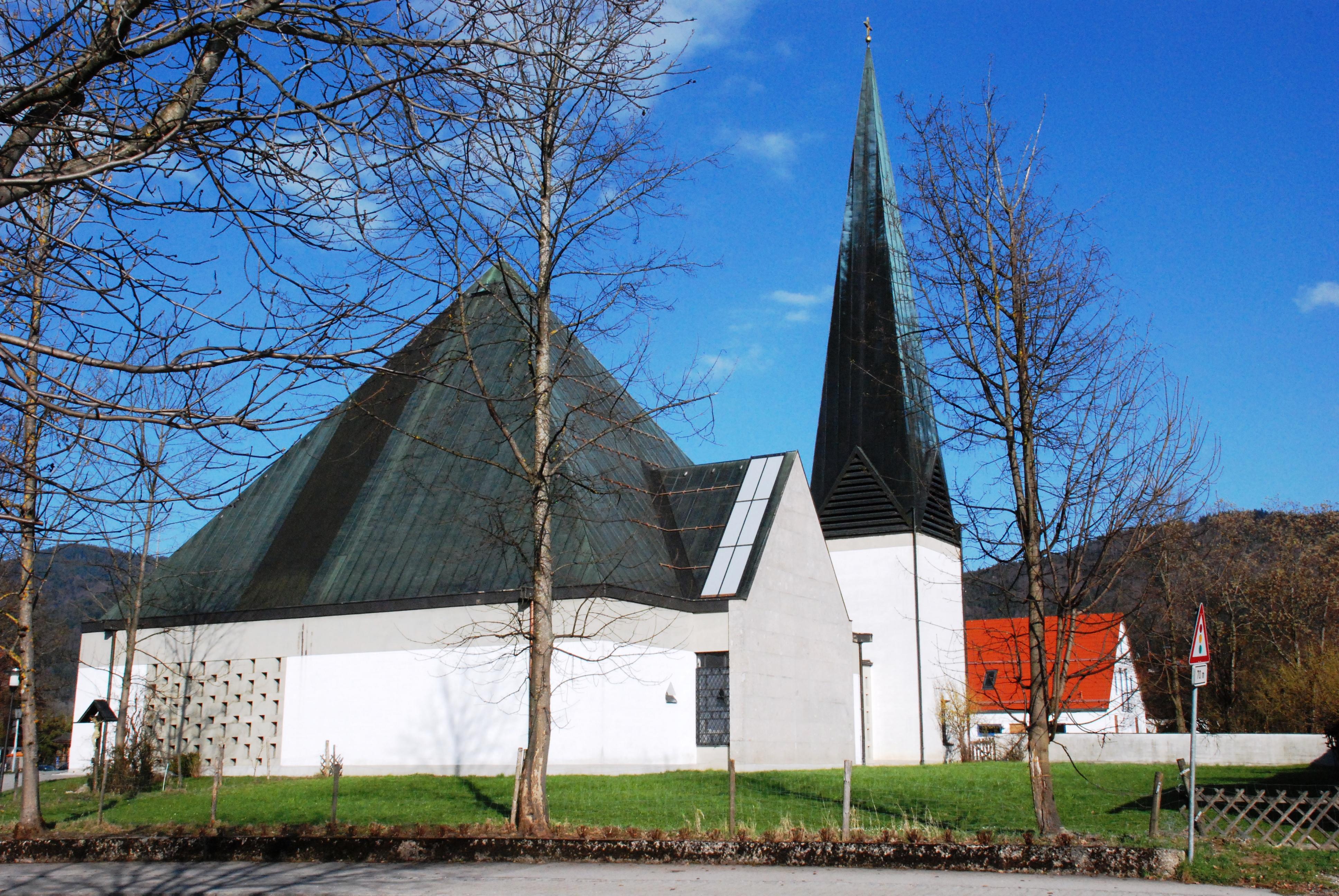 Katholische Pfarrkirche Mariä Himmelfahrt