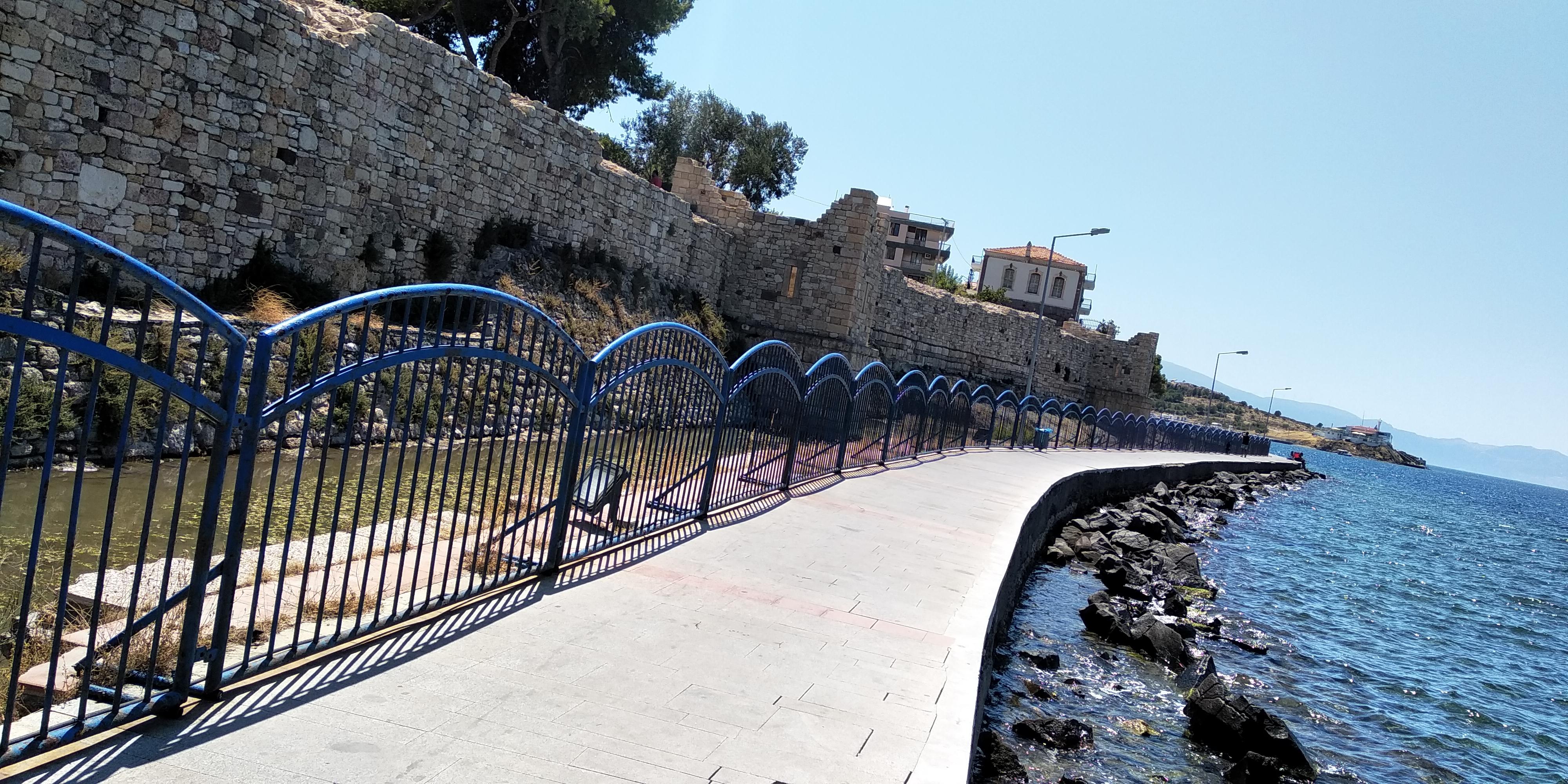 Foça Kalesi