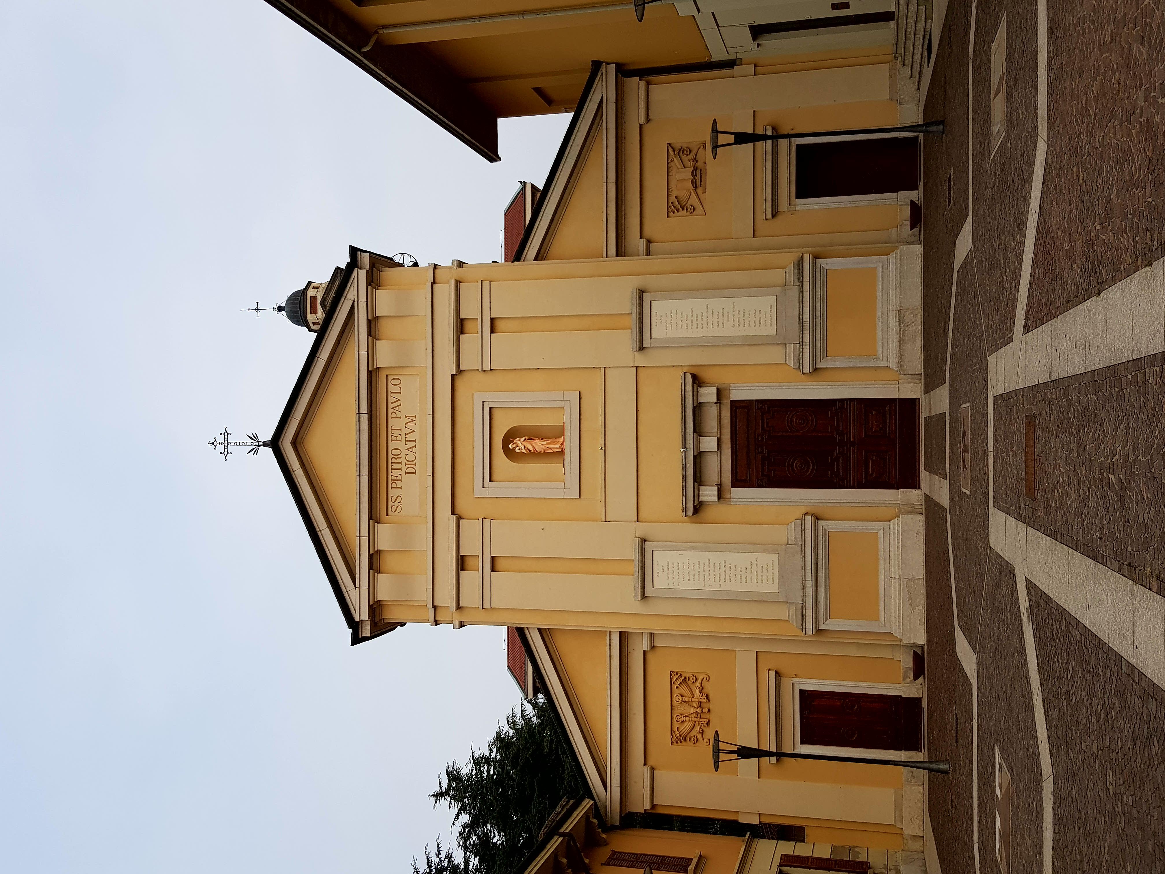 Piazza Santi Pietro E Paolo