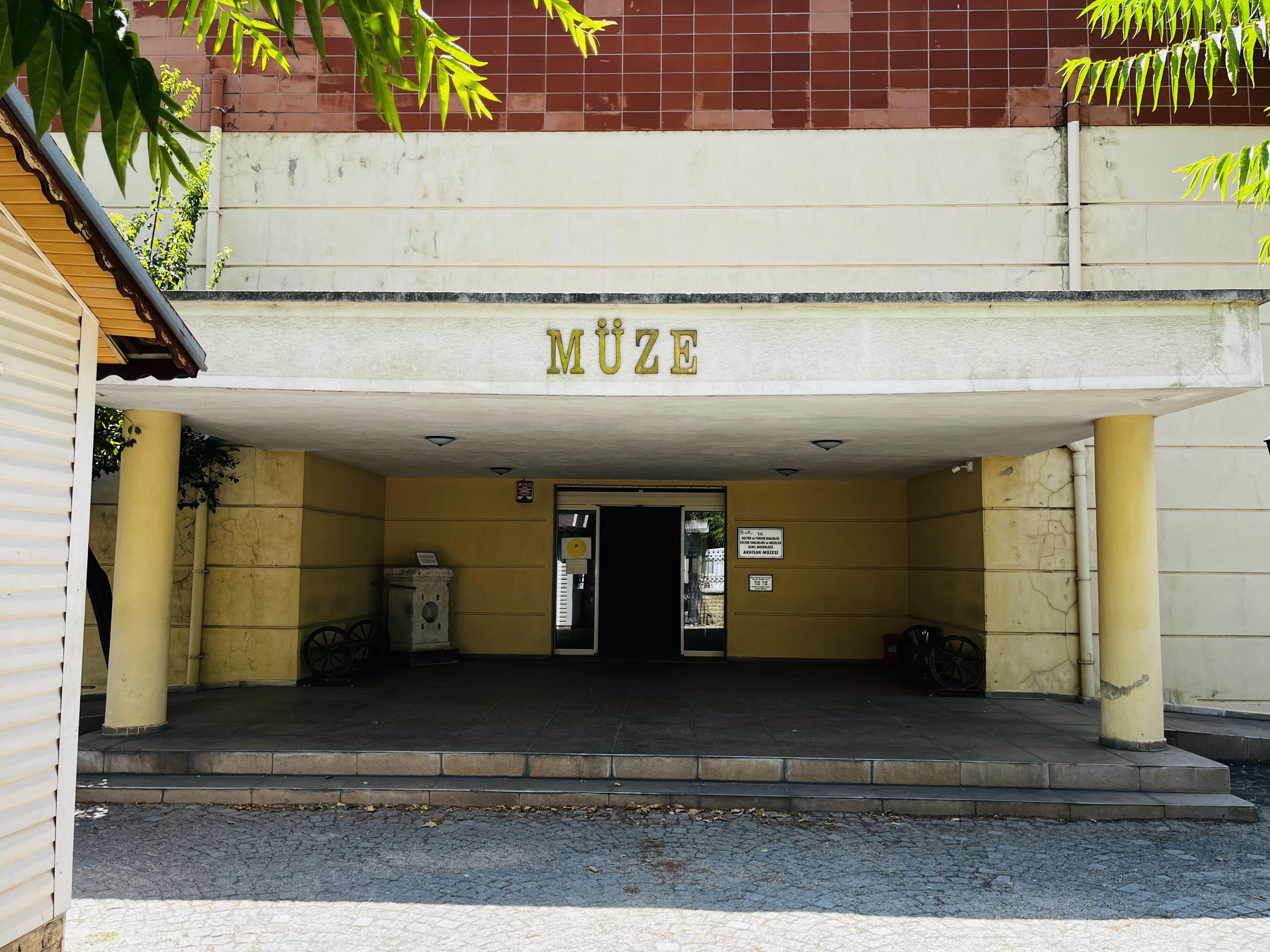 Akhisar Müzesi