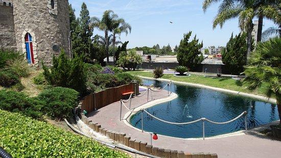 Sherman Oaks Castle Park