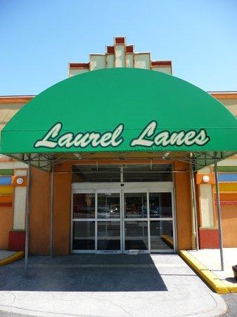 Laurel Lanes and Brewsters Pub