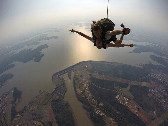 SkydiveFoz