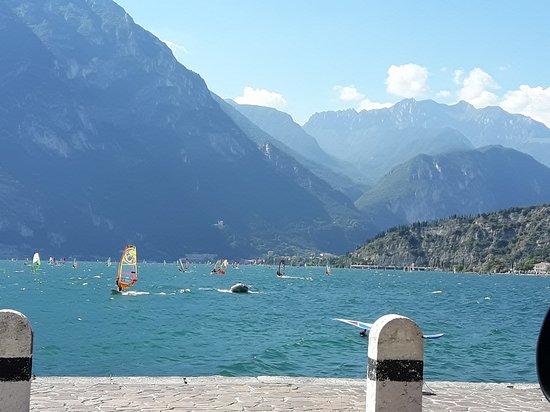Castelletto Di Brenzone Beach