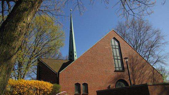 Auferstehungs-Kirche