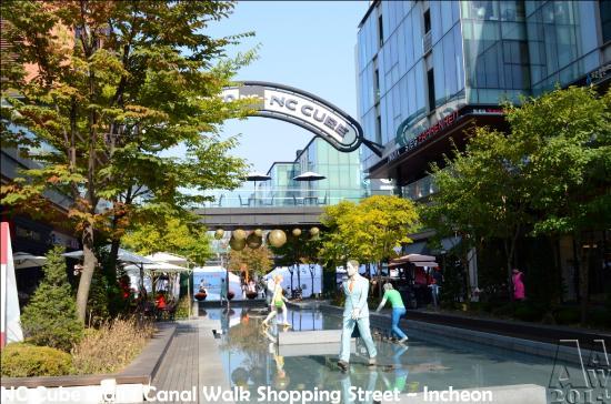 NC Cube Canal Walk
