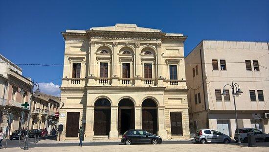 Teatro Garibaldi