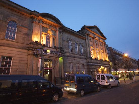 Théâtre The Met