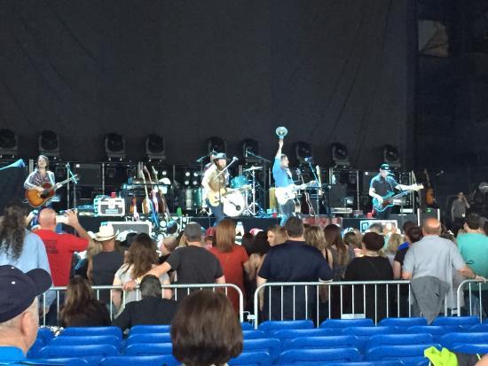Hollywood Casino Amphitheatre