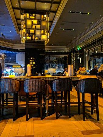 Vista Lounge