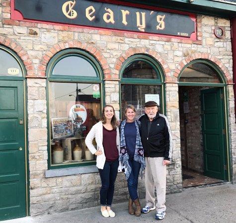 Geary's Bar