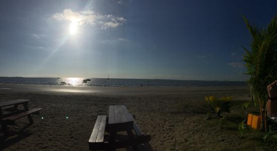 Wailoaloa Beach