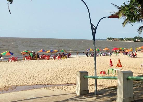 Chapeu Virado Beach
