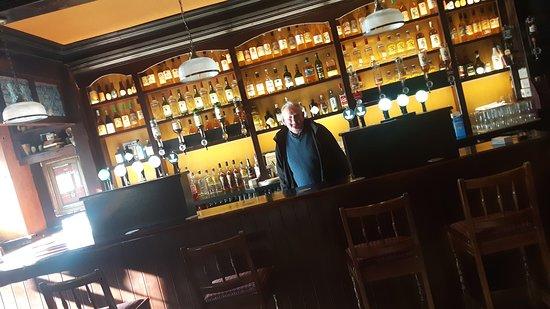 Kingston's Bar & Beer Garden