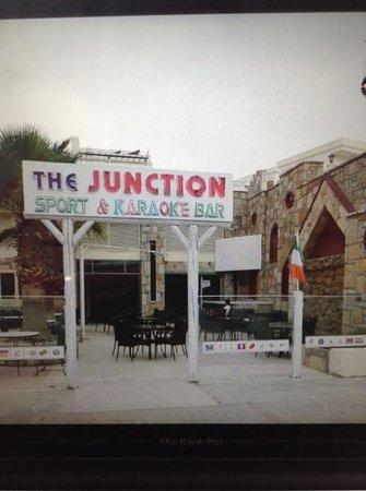 The Junction Bar