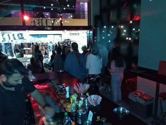 ViBE Cocktail Music Bar