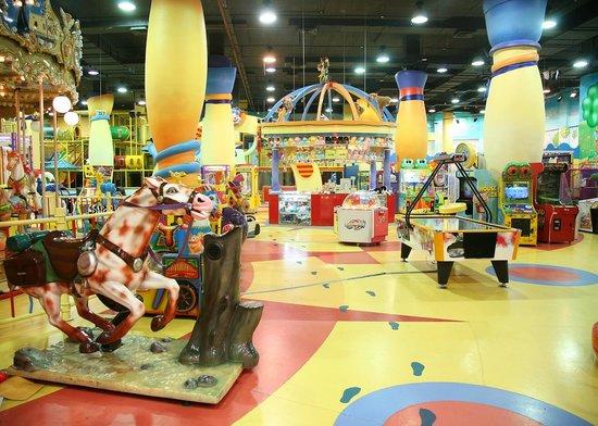 Fun City - Reef Mall