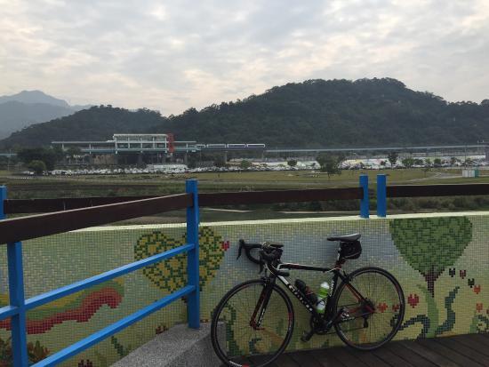 Tamshui River Coast Bikeway