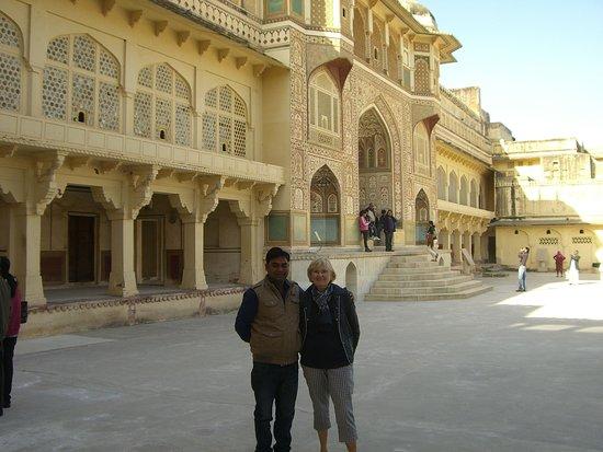 Taj Mahal Tour By Car And Driver