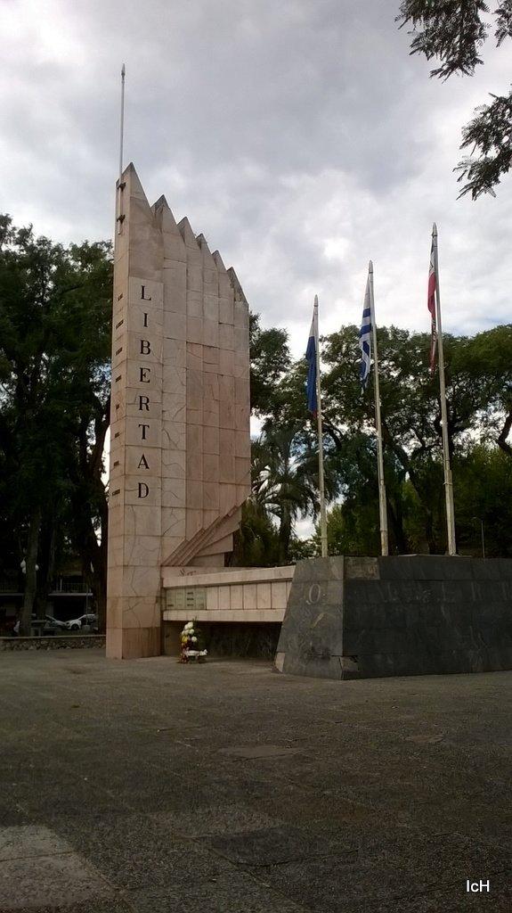 Plaza 19 de Abril