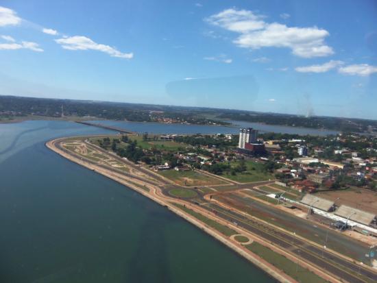 Costanera de la Ciudad de Encarnación Paraguay