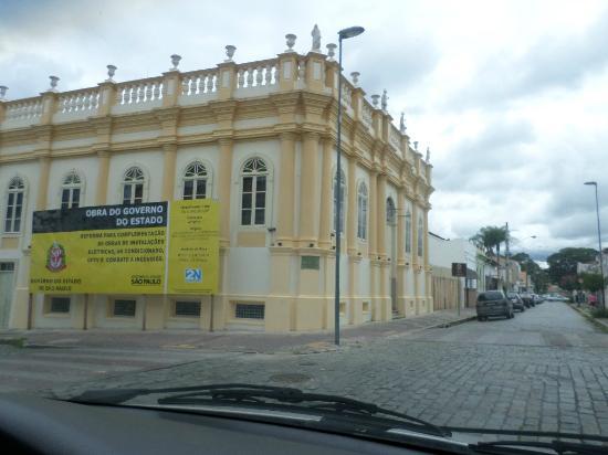 Bernardino de Campos História e Museu de Ensino