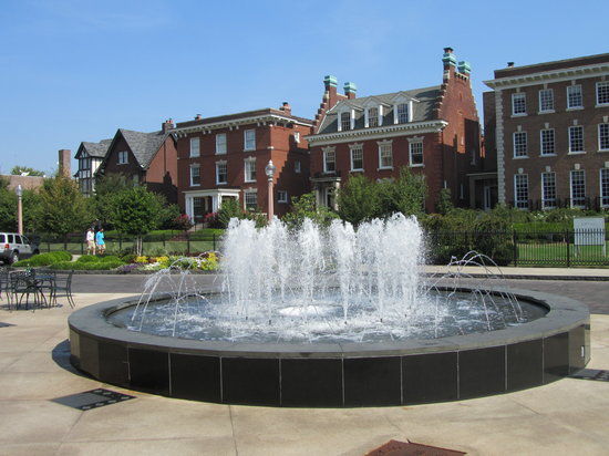 Central West End