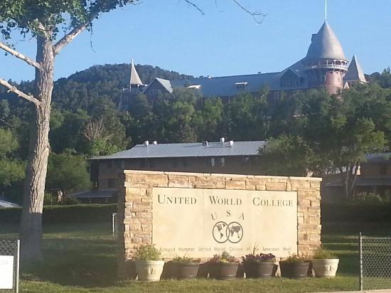 Dwan Light Sanctuary