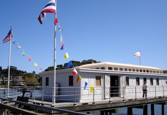 P.S. China Cabin Social Saloon