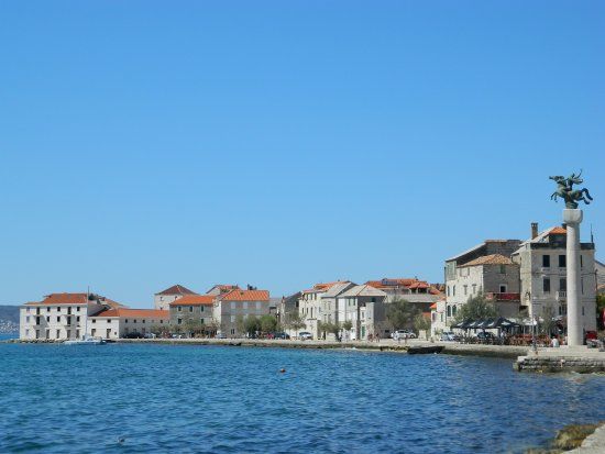 Messenger Of Freedom Monument