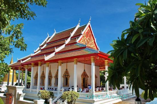Wat Khao Phra Phutthabat Bang Sai