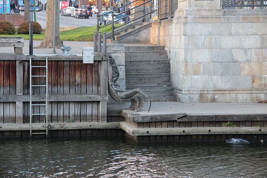 The Little Mermaid Sculpture