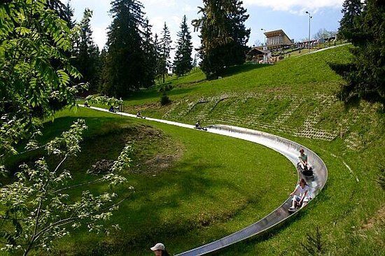 Gravitational Slide on Gubalowka