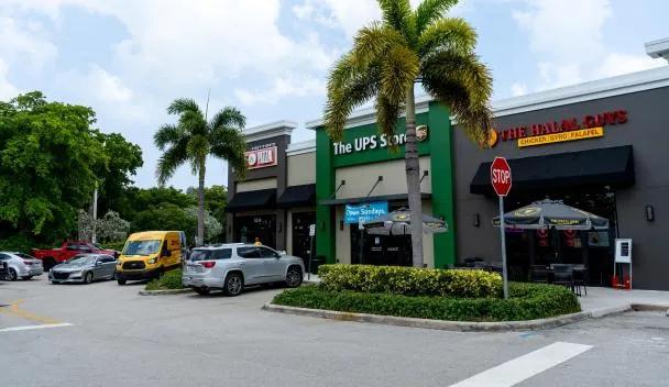 Dailland Park Shopping Center