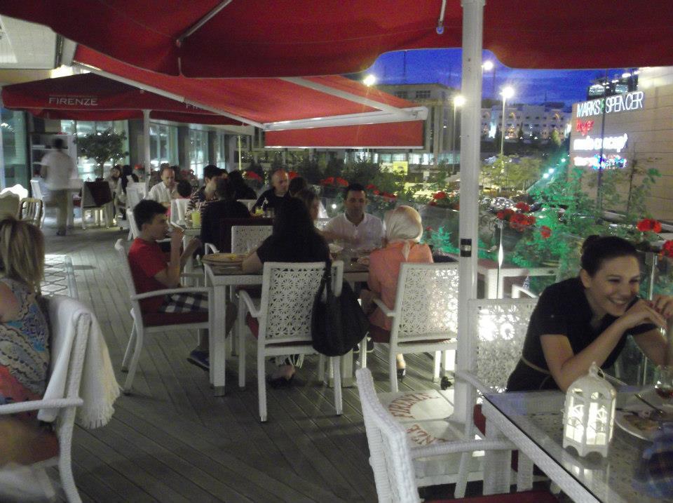 Müjdat Gezen Sanat Merkezi