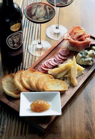 Eduardo's Enoteca