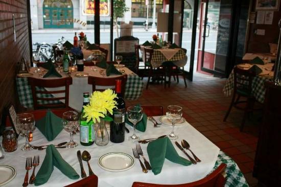 Cafe Daniello's Pizzeria Restaurant