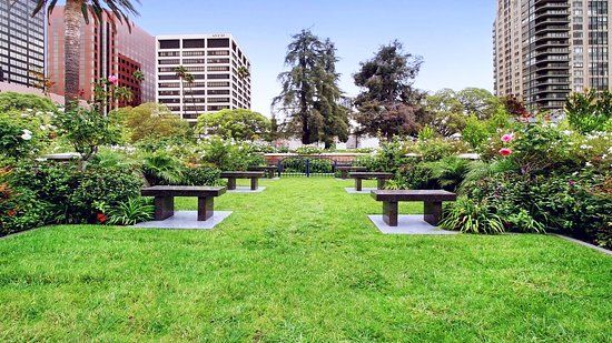 Parc Mémorial et Mortuaire de Pierce Brothers Westwood Village