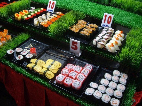 Saturday night market