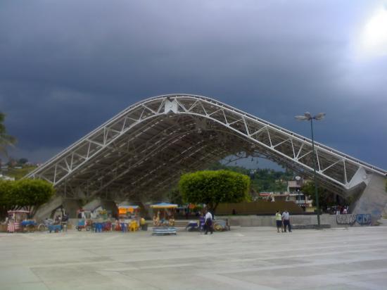 Plaza Civica 18 de Marzo