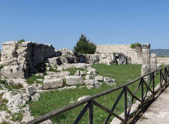 Castello di Palazzolo Acreide o Rocca di Castelmezzano