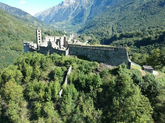 Castello di Mesocco
