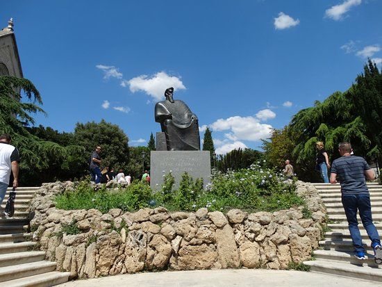 Monument to Croatian King Petru Kresimiru IV