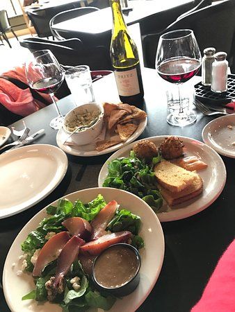 Wine Gallery & Cafe