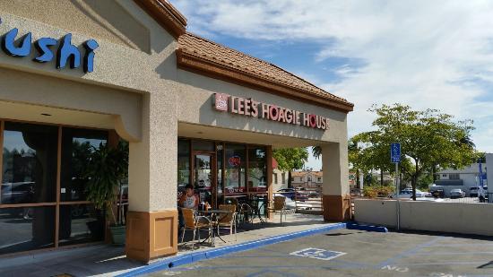 Lee's Hoagie House