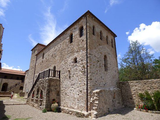 Andromonastiro