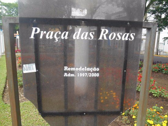 Praça das Rosas