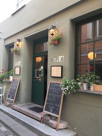 Bistro 18