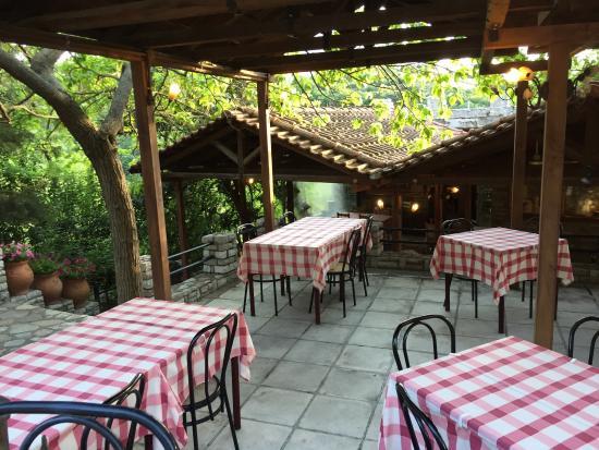 Charama Taverna